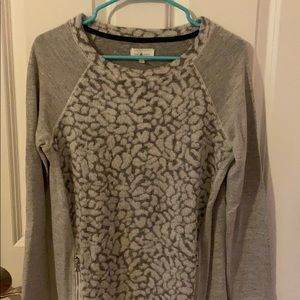Grey detailed soft long sleeve sweater